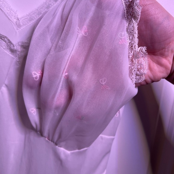 Vintage White Sheer Embroidered Nightgown Slip Dress Ruffles Lace Trim - Picture 2 of 3